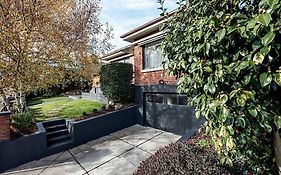 Convenient Luxury Home Minutes To Cbd And Hospital